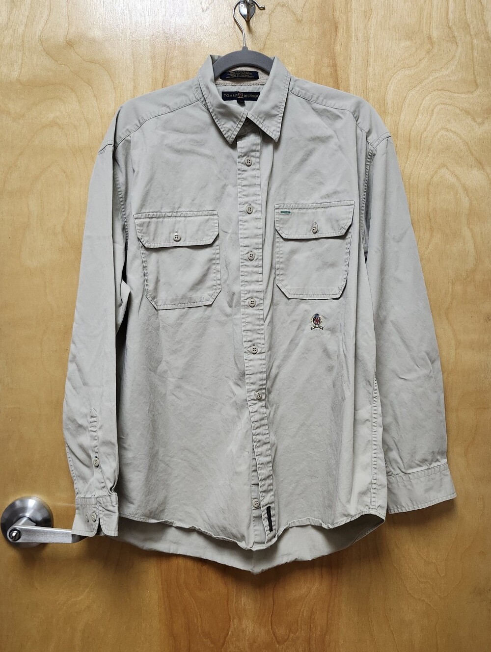 Tommy Hilfiger Size L long sleeve shirt Light khaki Vintage Ivy Prep Flaw